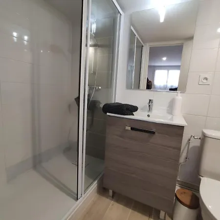 Charmant T2 Proche Plage Avec Terrasse Privative Royan Esterno foto