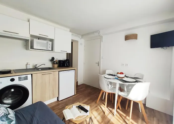 Charmant T2 Proche Plage Avec Terrasse Privative